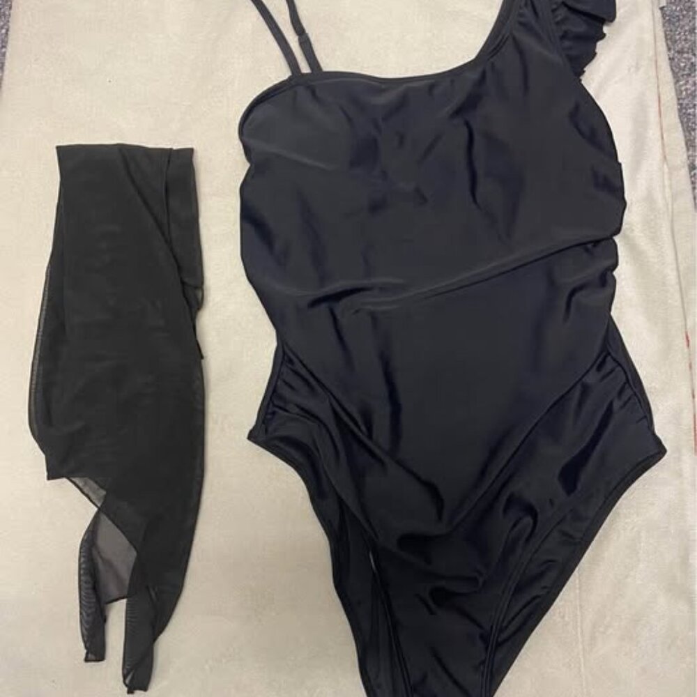 Shein Teen 16Y bathing suit sarong set
